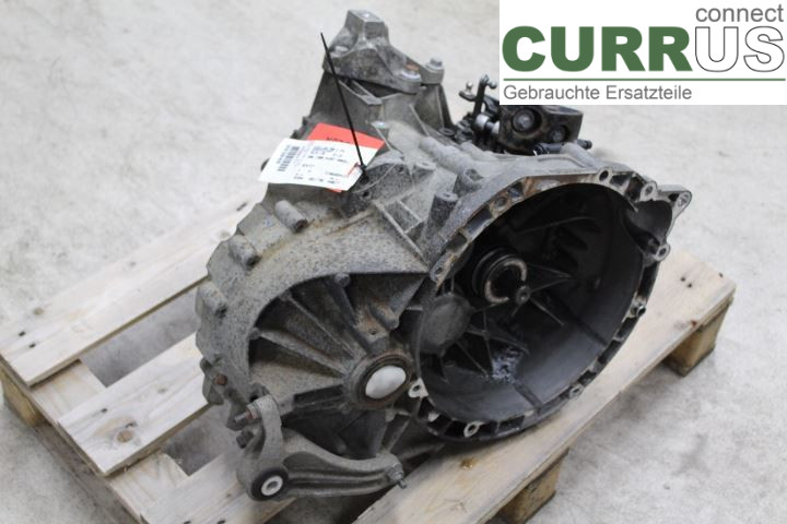 VOLVO C30     07-10 Gearbox (6-speed) 8252231 D4204T