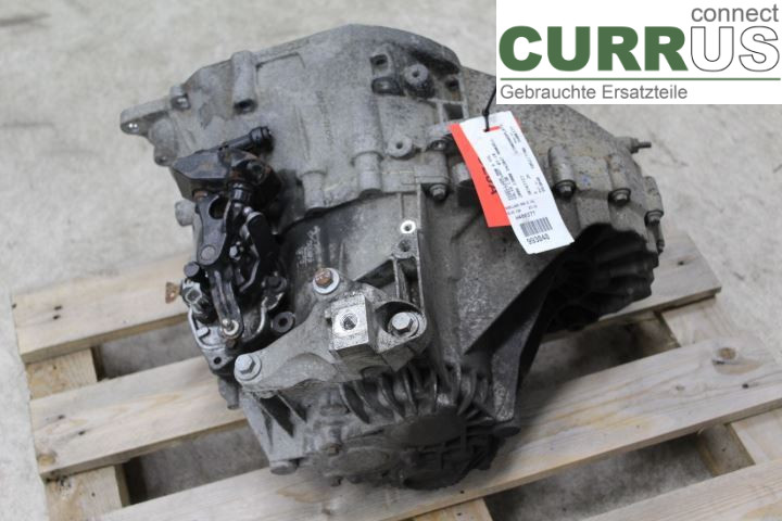 VOLVO C30     07-10 Gearbox (6-speed) 8252231 D4204T