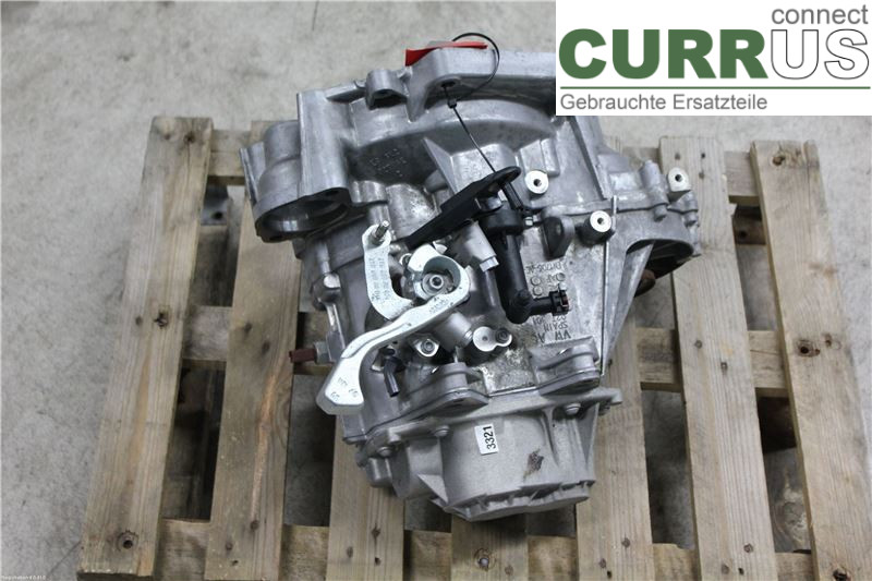 AUDI A1/S1  11-18 Gearkasse 6 gear 02U300051F CZCA