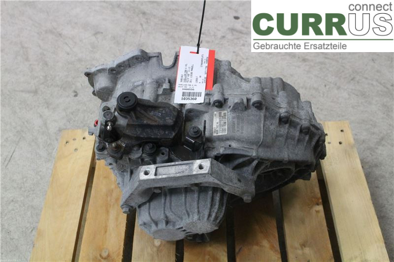 VOLVO V60  11-13 Skrzynia 6-biegowa 36001863 D5204T2