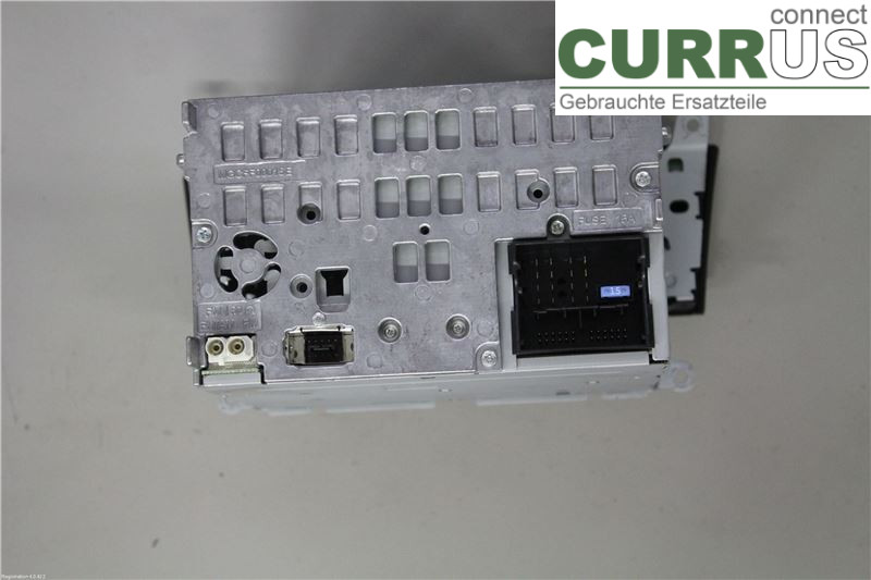 AUDI A4  12-15 Radio CD / Multimedia panel 8R1057186NX CNHA