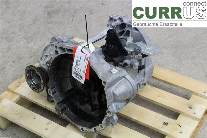 VW PASSAT  15-19 6-Gang-Getriebe 02S300051SX CZEA