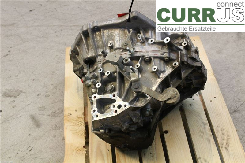TOYOTA AURIS      13-19 Boîte 6 vitesses 3030002360 1ZR-FAE