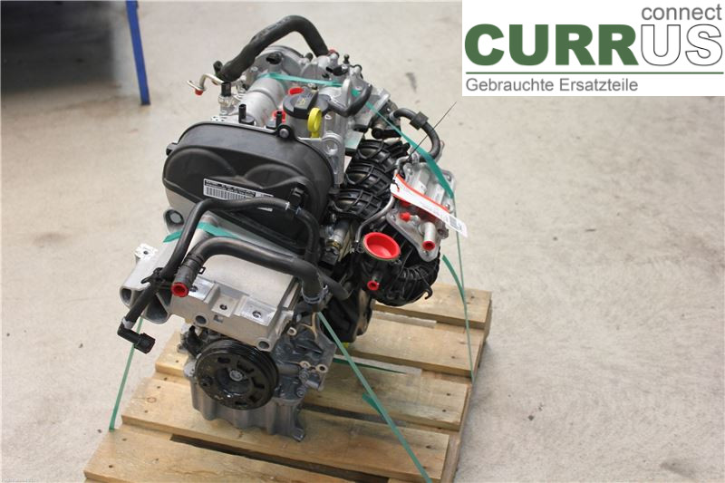 AUDI A1   19- Engine 04C100033X DKRF