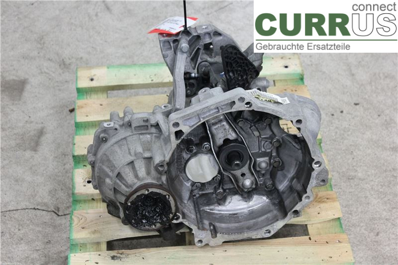 AUDI A3/S3 8V  13-20 Gearbox (6-speed) 02S300048 CLHA