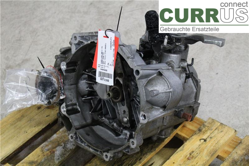 SEAT LEON   13-20 6-Gang-Getriebe 0AJ300041SX CYVB
