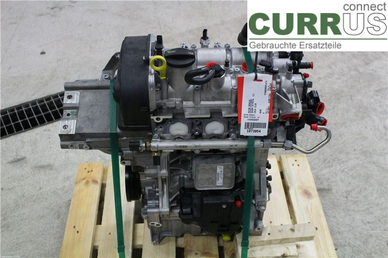 SKODA OCTAVIA  13-20 Engine 04C100033X DKRF
