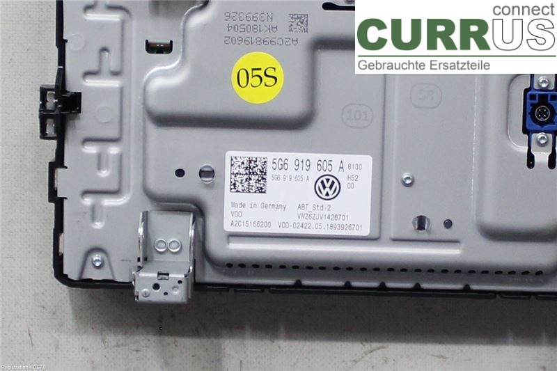 VW PASSAT  15-19 Radio-CD-/Multimedia-Panel 5G6919605A CZEA