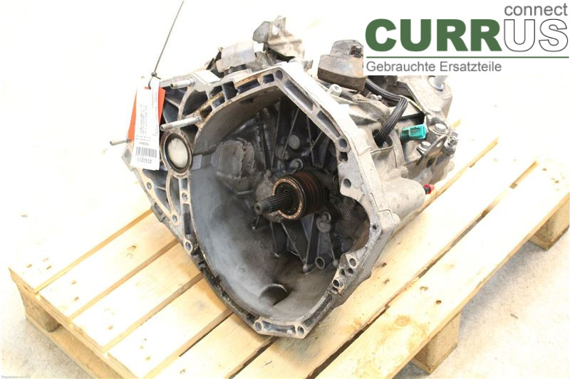 DACIA DUSTER  10-17 Skrzynia 6-biegowa 8201365769 K9K-858