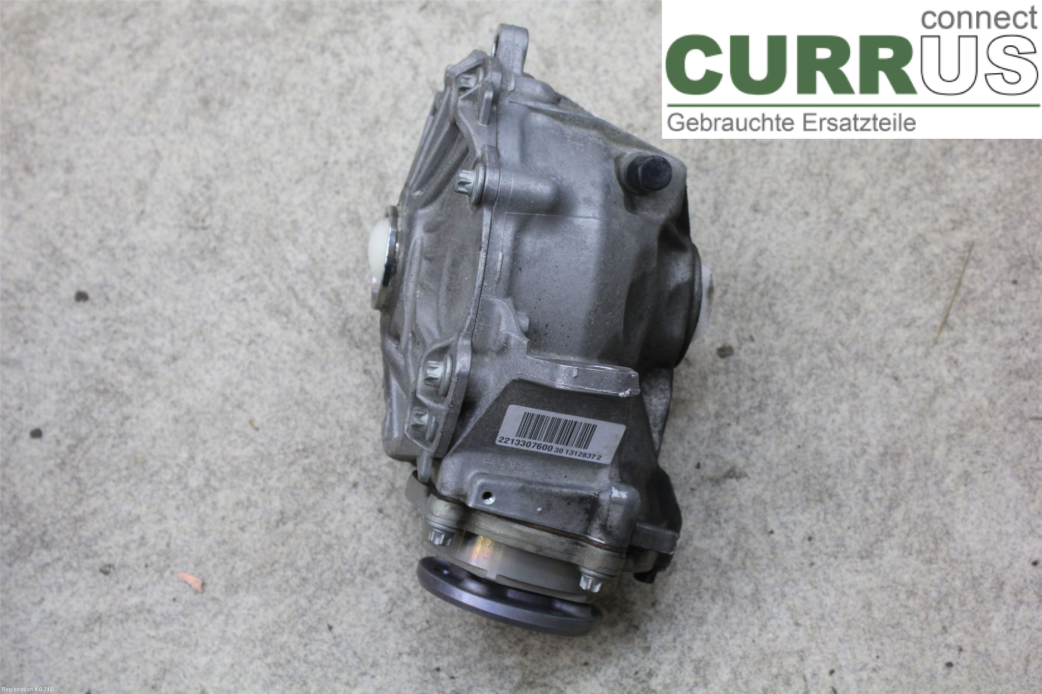 MB CLS-KLASS (C218/X218)   11-17 Distribution gear box A221330760080  OM642.858