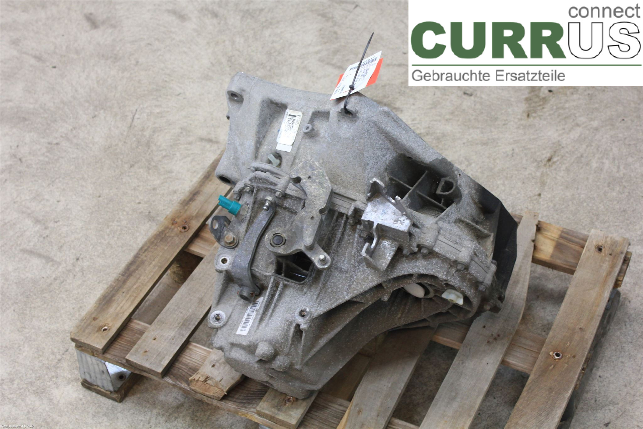 NISSAN JUKE  10-14 Gearkasse 6 gear 320B000QAA MR16DDT
