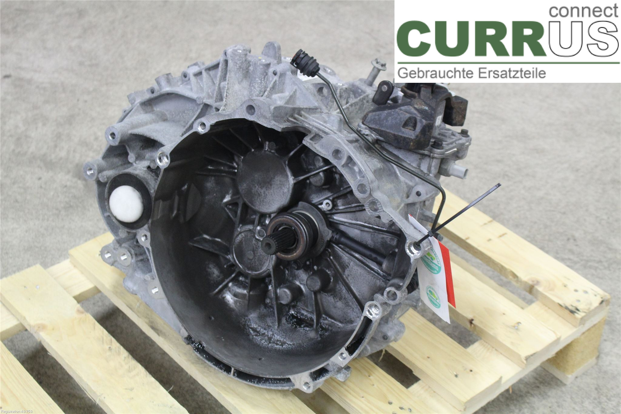 VOLVO V70 14-16 Gearbox (6-speed) 36010330 D4204T5