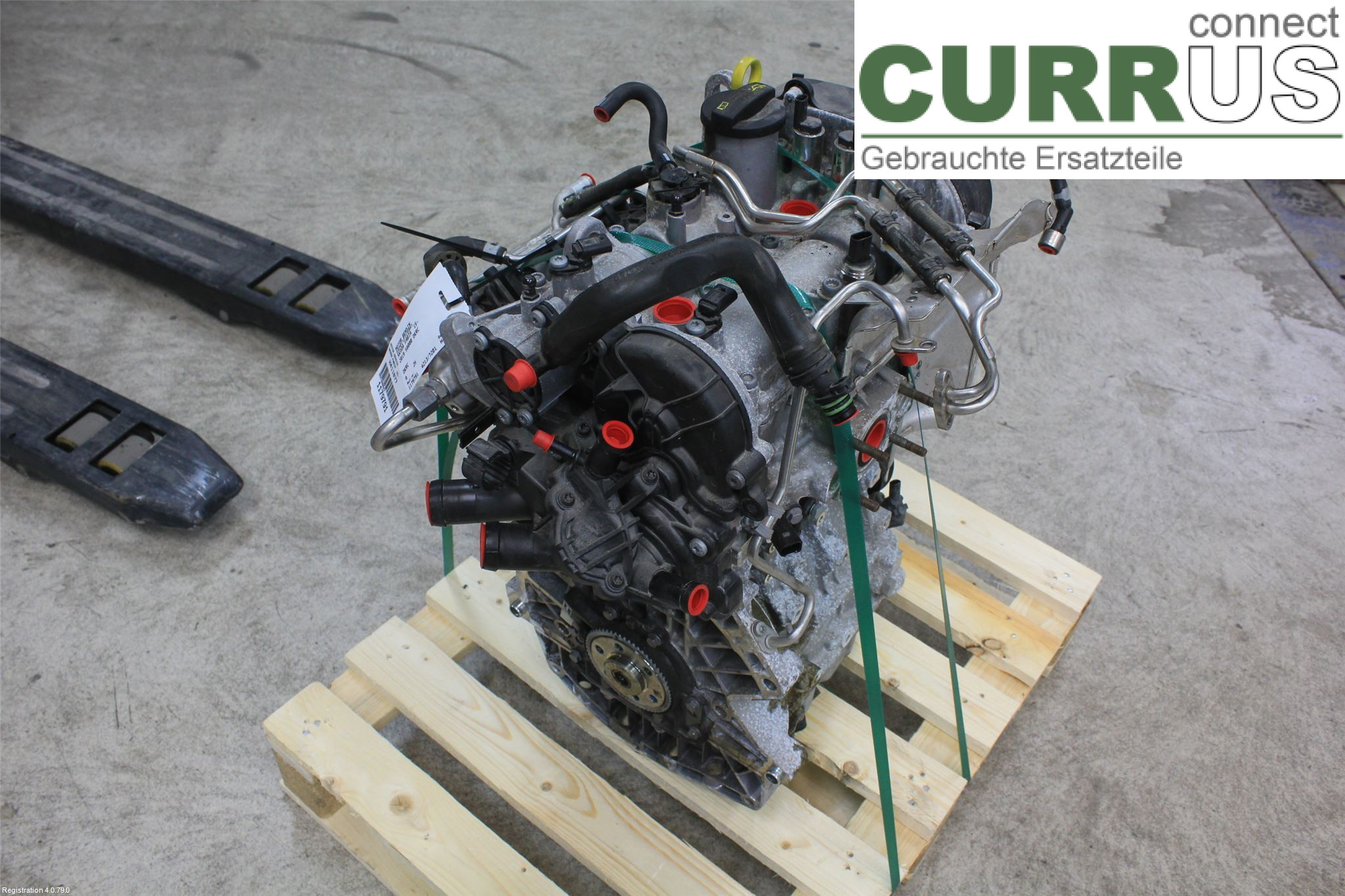 SKODA FABIA  15- Motor 04C 100 033 A DKRC