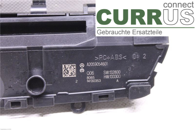 MB C-KLASS (W205)  14- Radio CD / Multimedia panel A2059054601 OM651.921