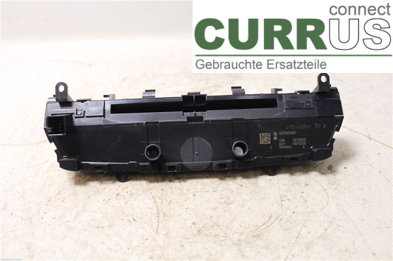 MB GLC-CLASS (X253/C253)  15-22 Radio CD / Multimedia panel A2059054601 OM651.921