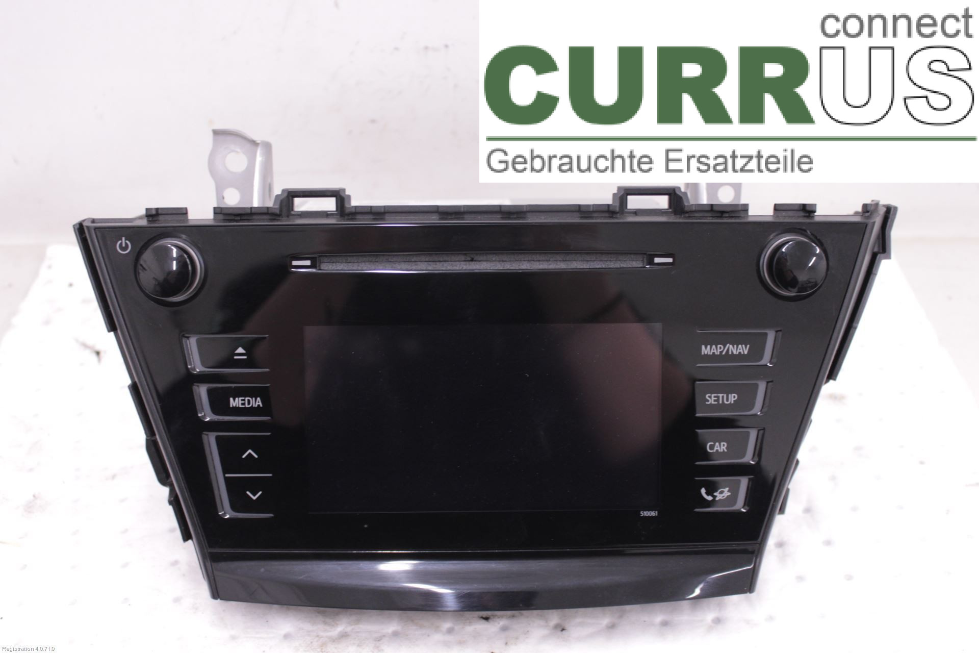 TOYOTA PRIUS+ ZVW40 12- Radio CD / Multimedia panel 8614047231 2ZR-FXE