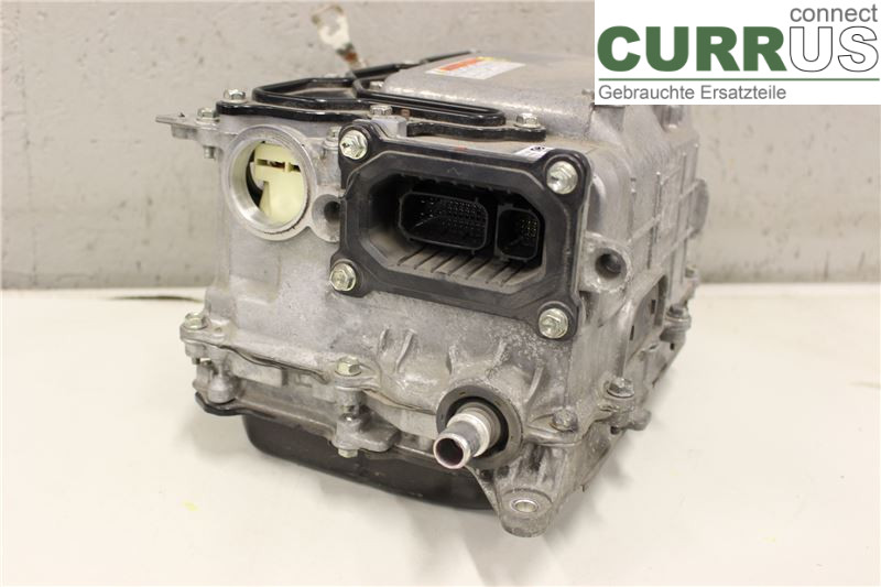 LEXUS CT 200h Power distribution controller G92A0-76020 2ZR-FXE 200h