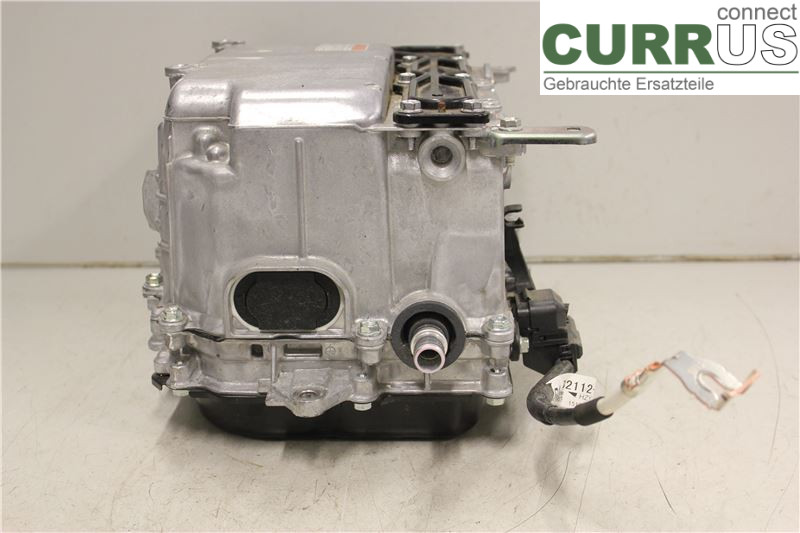 TOYOTA AURIS      13-19 Power distribution controller  2ZR-FXE