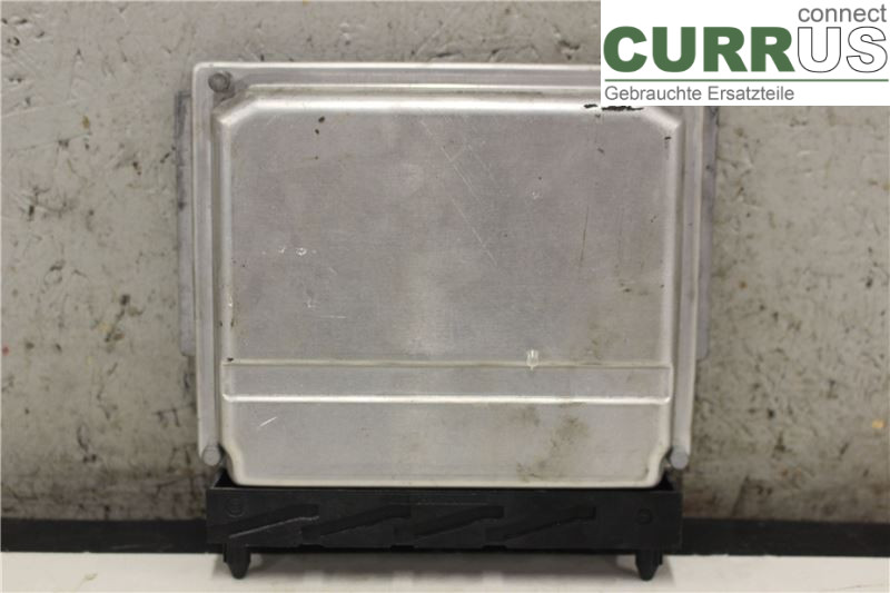 VOLVO S60      01-04 Engine Control Unit (ECU)  B5234T3