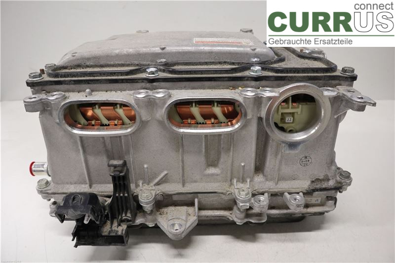 TOYOTA AURIS 10-12 Power distribution controller G92A0-47030 2ZR-FXE
