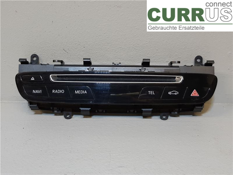 MB C-KLASS (W205)  14- Radio CD / Multimedia panel A2059054601 OM651.921