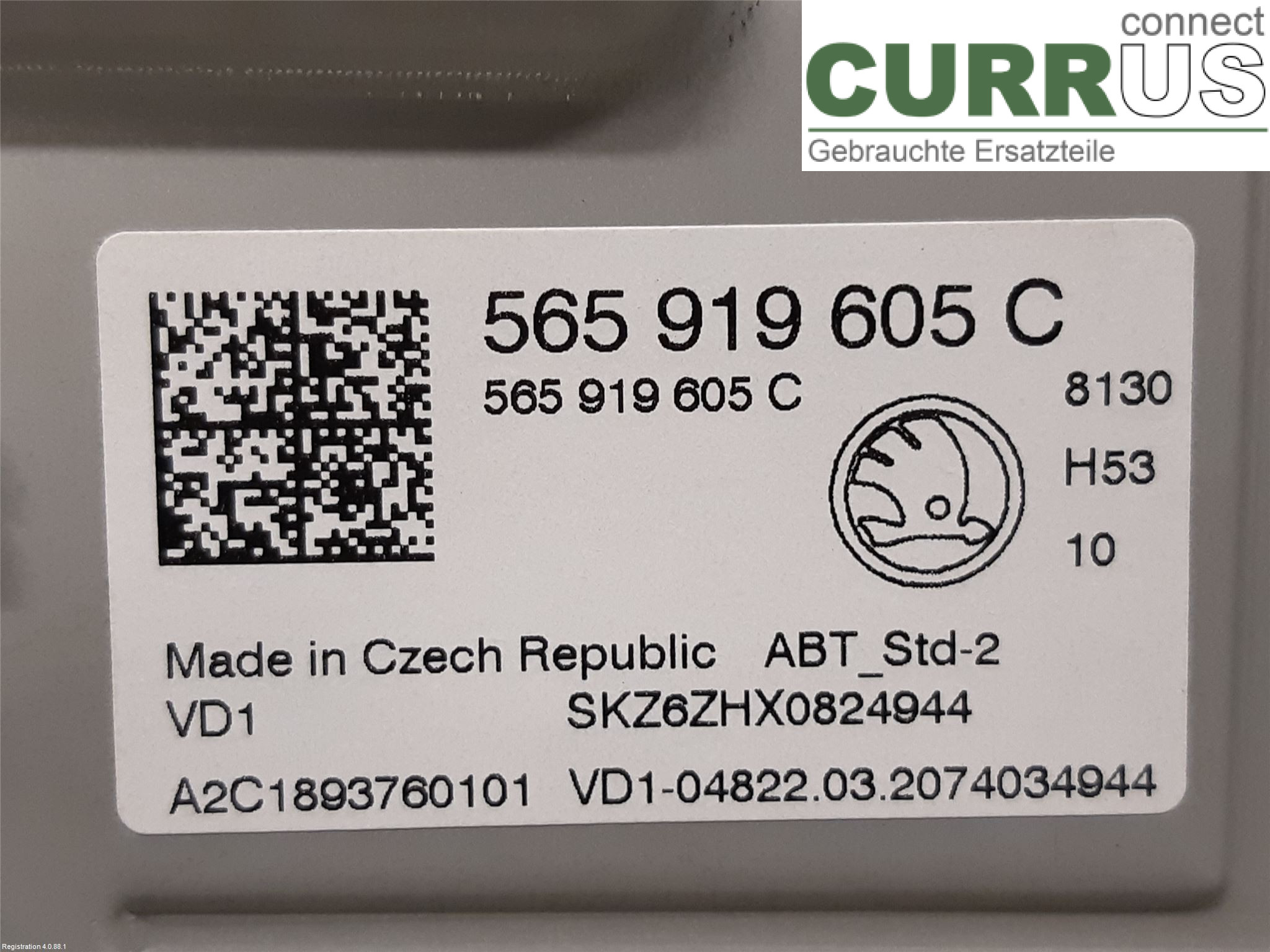 SKODA KAROQ 18- Radio CD / panel multimedialny 565 919 605 C  IZY DGTE