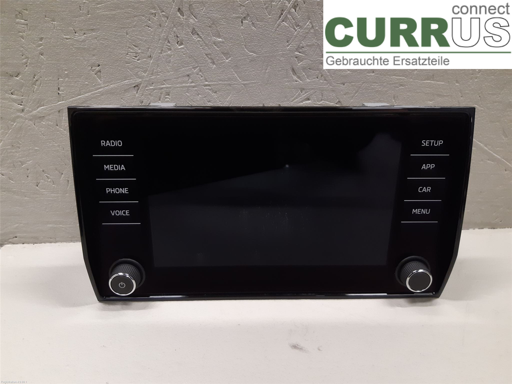 SKODA KAROQ 18- Radio CD / panel multimedialny 565 919 605 C  IZY DGTE