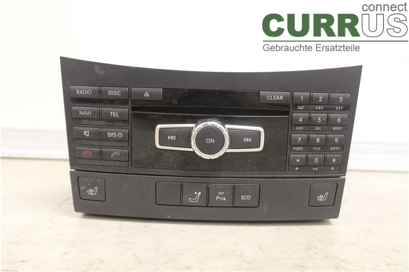 MB E-KLASS (W212) 09-16 Radio CD / Multimedia panel A2129001317 200CDI