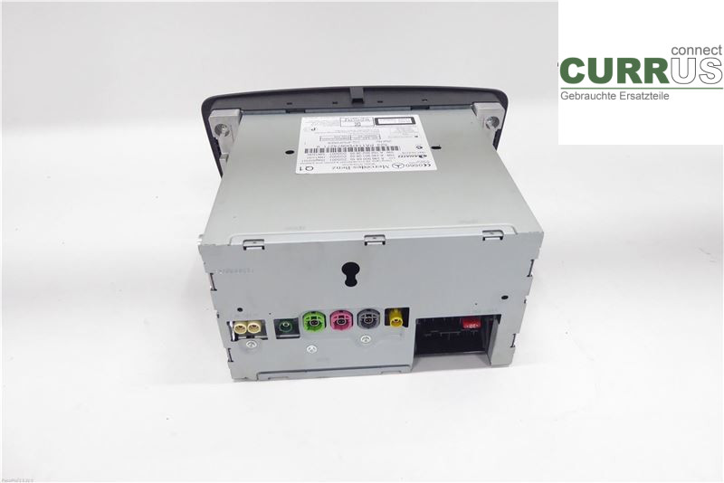 MB CLA-CLASS (C117/X117)  13-19 Radio CD / Multimedia panel A2469008710 1,6 M270.910