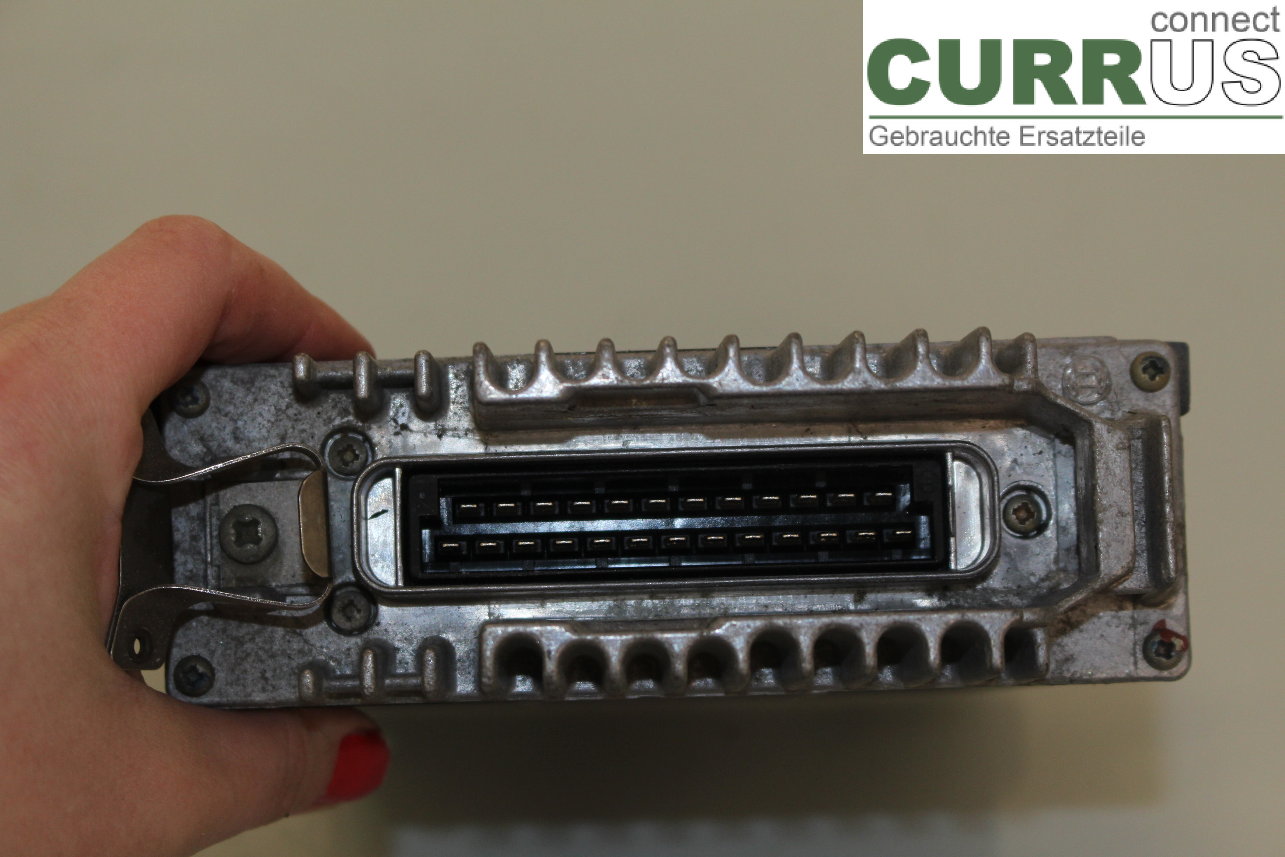MB 200-500  (W124) 86-96 Sterownik silnika (ECU) A0065457732 200E