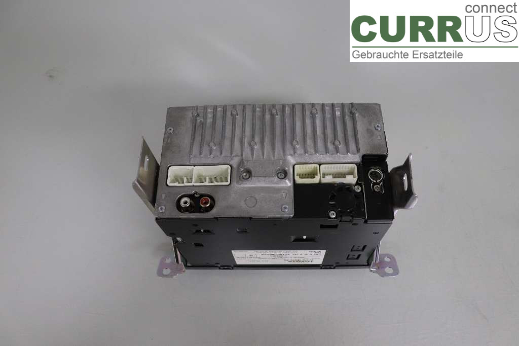 TOYOTA HILUX    05-16 Radio CD / Multimedia panel  2,5D-4D 106KW