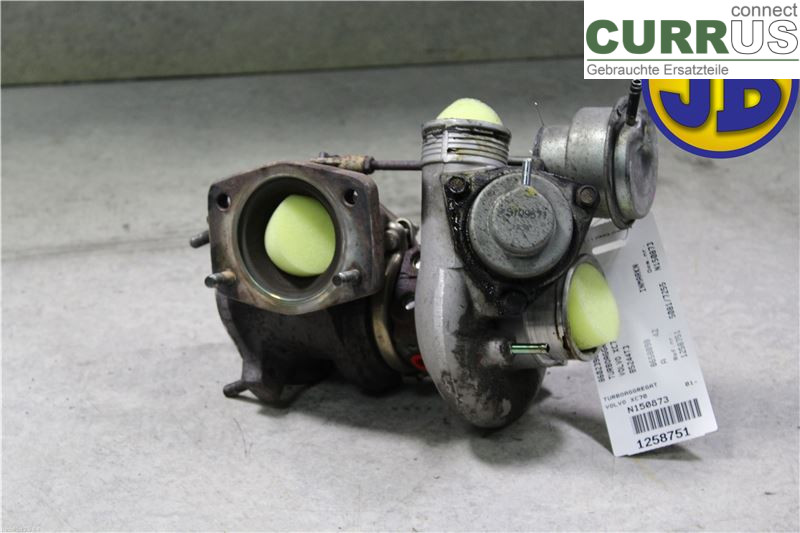 VOLVO XC70   01-04 Turbolader 8602396 B5244T3