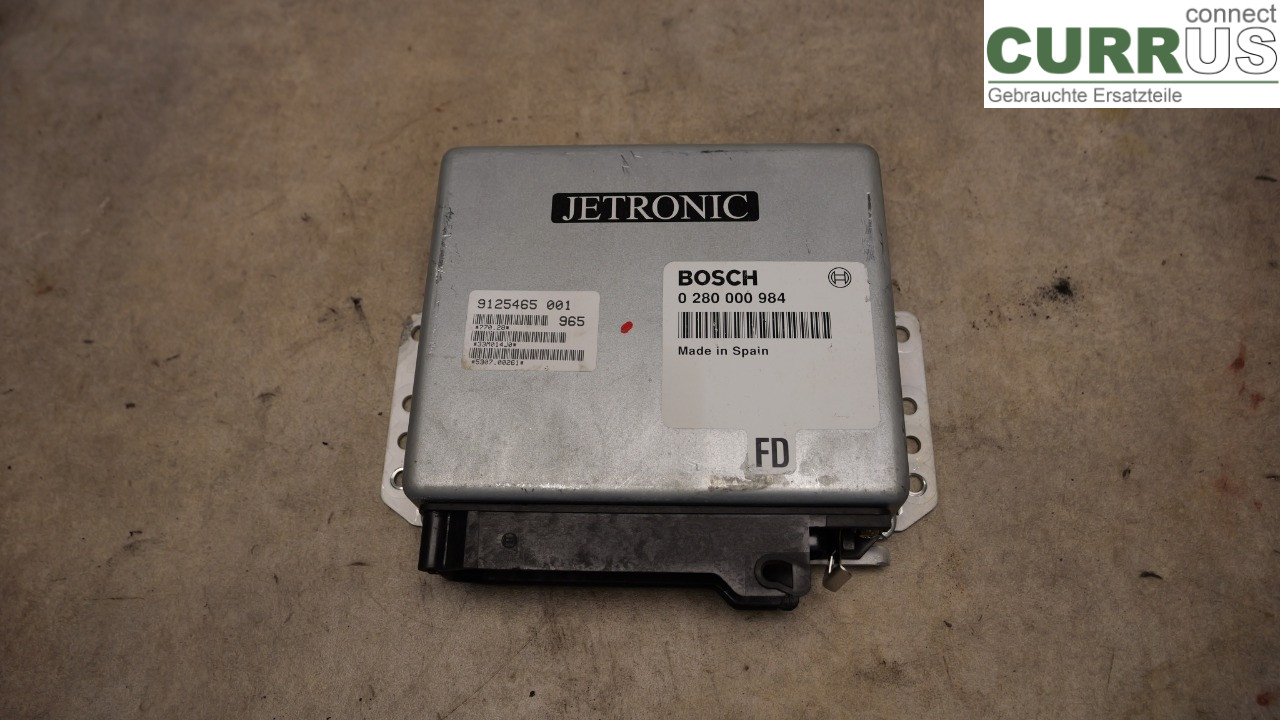 VOLVO 940      91-98 Engine Control Unit (ECU) 8601361 B230FK