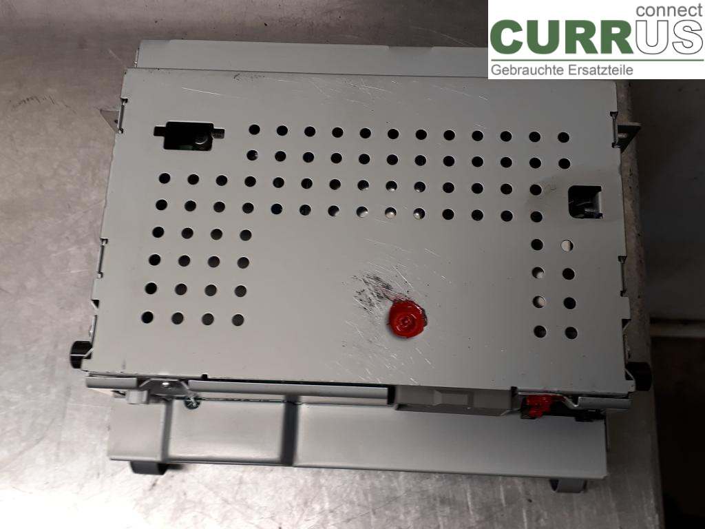 VOLVO V70      08-13 Radio CD / Multimedia panel 36050929 B4204S4