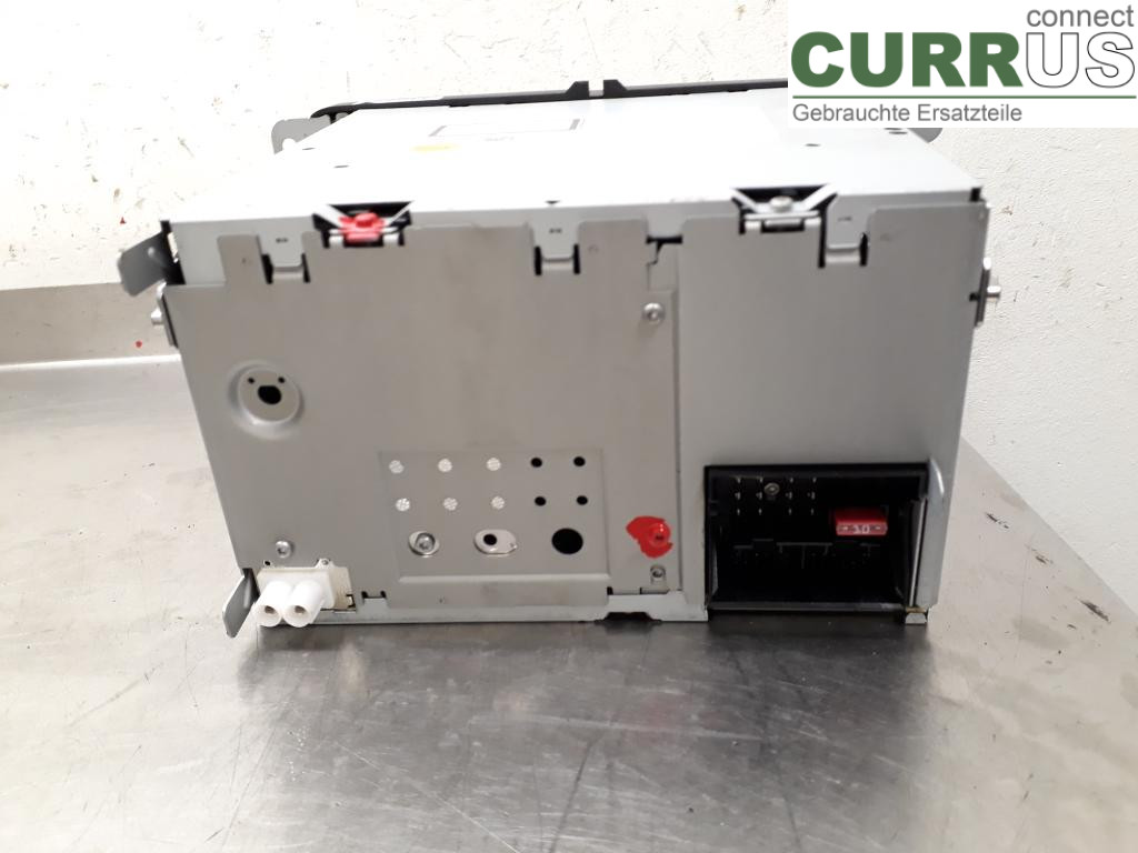 VW PASSAT      05-10 Radio CD / panel multimedialny 1K0057187AX CBAB