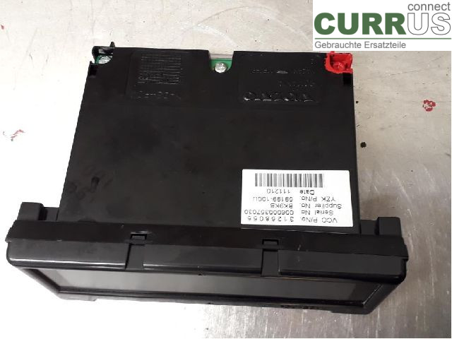 VOLVO V50      08-12 Control display 36001469 D4162T