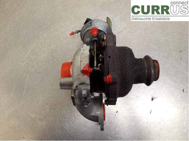 VOLVO V40  12-19 Turbosprężarka 36010147 D4162T