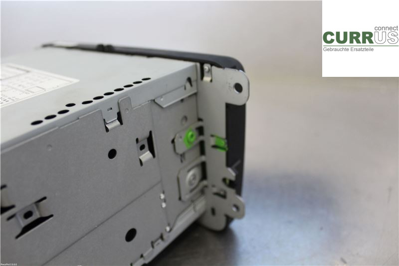 VW PASSAT      05-10 Radio CD / Multimedia panel 1K0035186AA 2.0 TDI