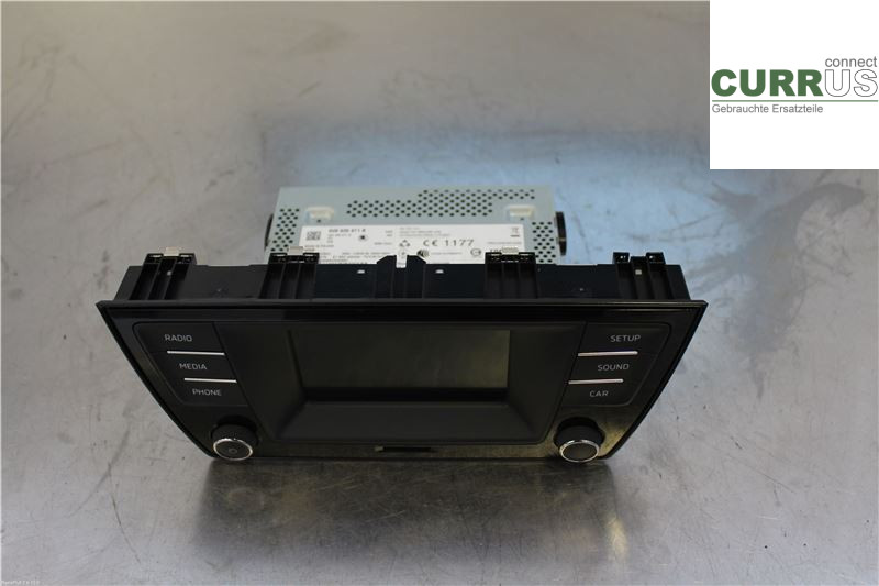 SKODA FABIA  15- Radio CD / panneau multimédia 6V0035871B 1,2 TSI
