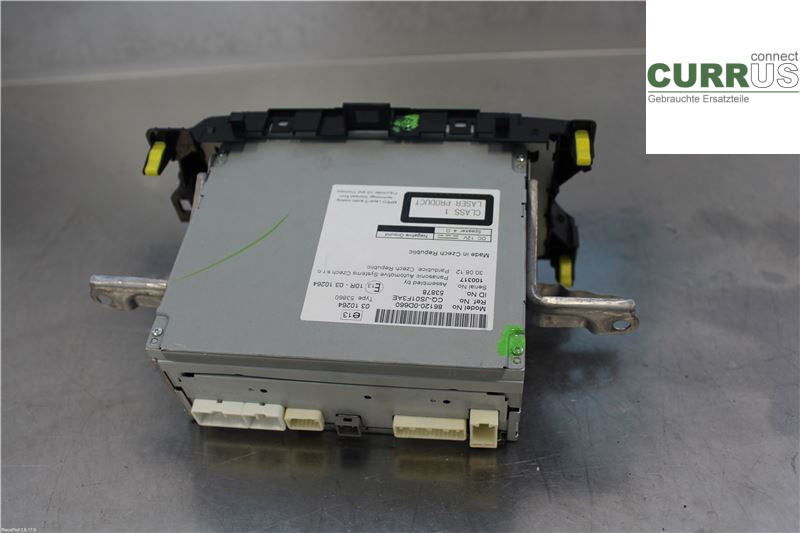 TOYOTA YARIS       12-14 Radio CD / multimediepanel 861200D660 1.5 Hybrid