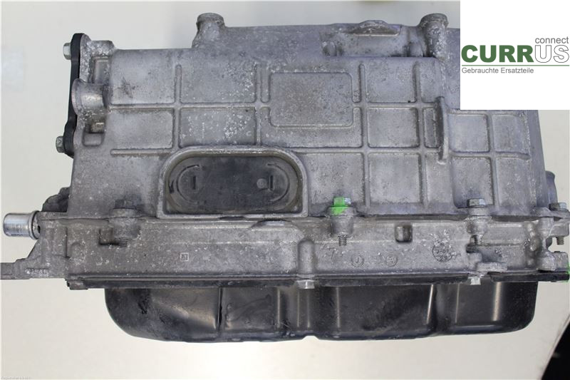 TOYOTA AURIS    10-12 Power distribution controller G920049025 