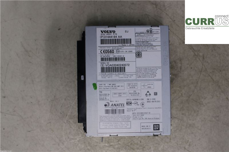 VOLVO V70    14-16 Radio CD / Multimedia panel 36050605 D4204T5