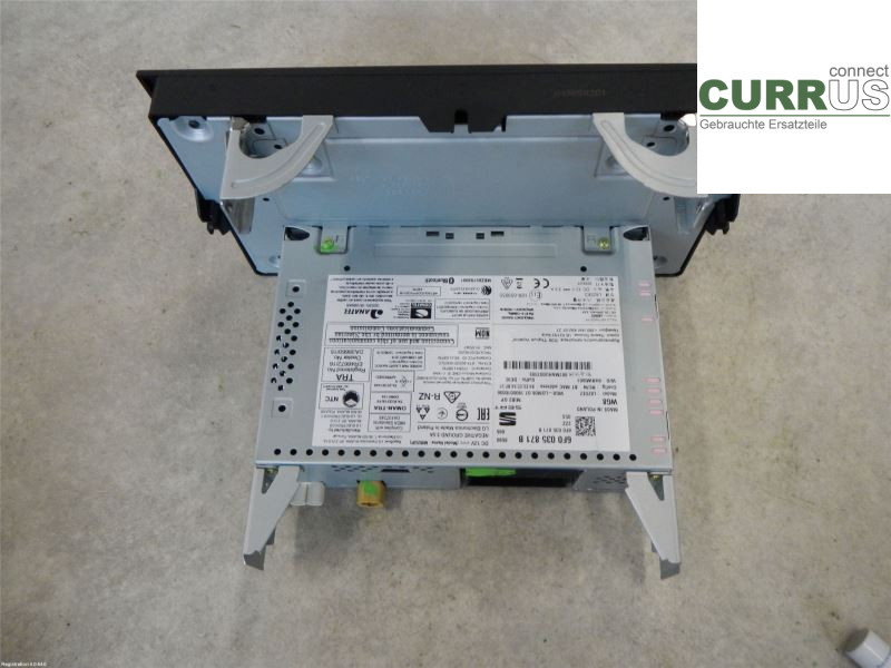 SEAT ARONA Radio CD / panel multimedialny 6F0035871B 1.0L DKRF