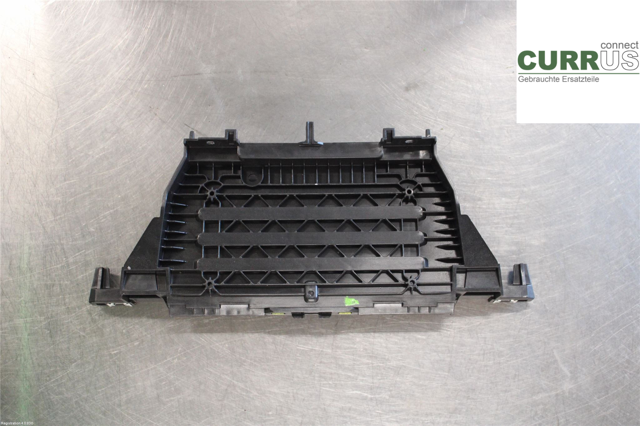 AUDI Q5  17- car-part-types.display 80B857735    2.0L DRYA