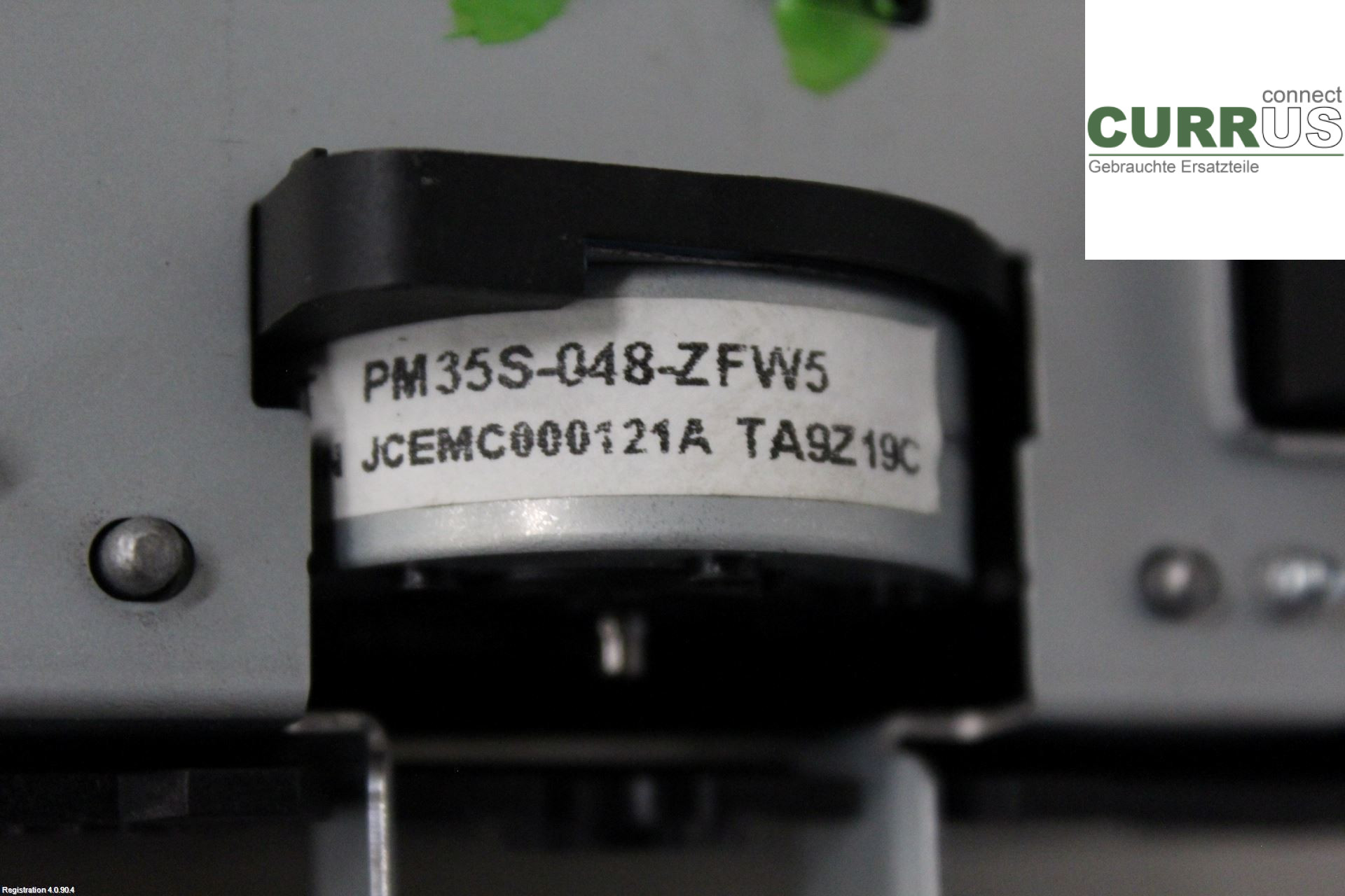 PEUGEOT 3008  09-16 car-part-types.display  1.6 9HZ