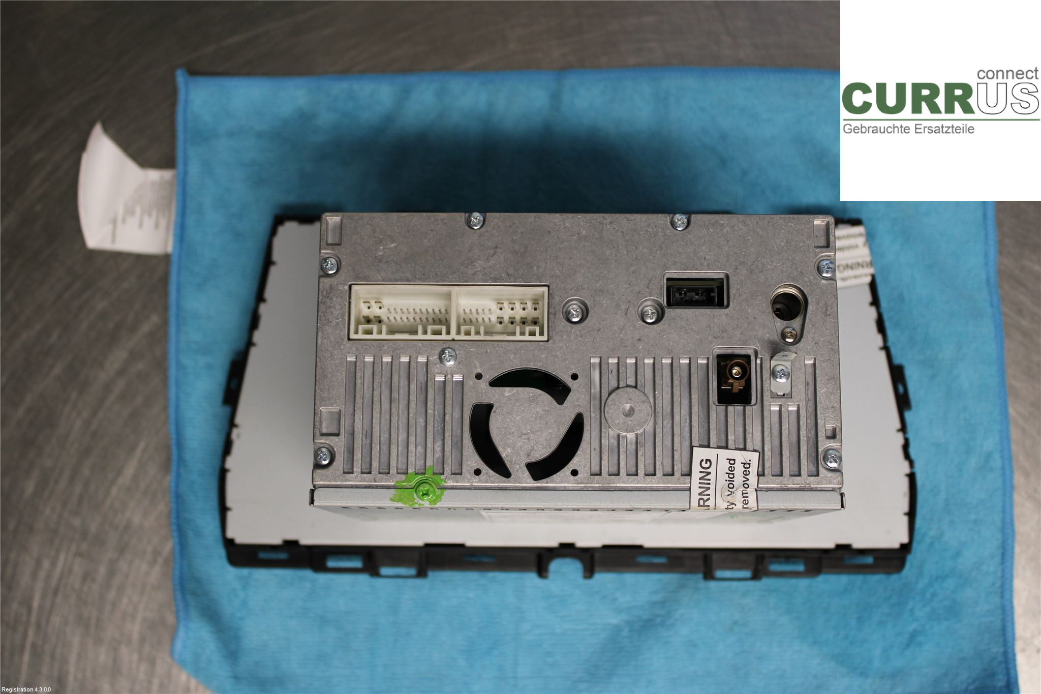 SSANG YONG TIVOLI  17- Radio-CD-/Multimedia-Panel  