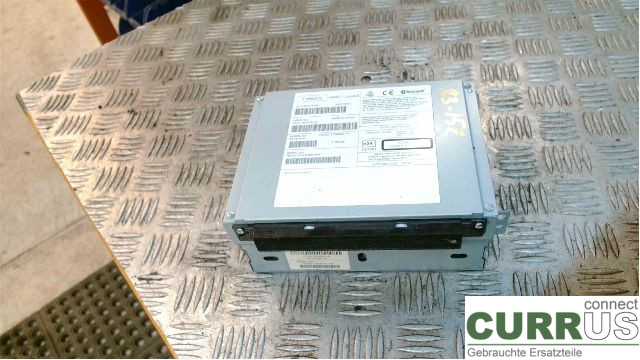 VOLVO XC60  09-13 Radio CD / Multimedia panel  D5244T17 2,4