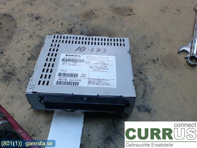 VOLVO V50      04-07 Radio CD /Multimediapanel 30732600 2,4 125KW B5244