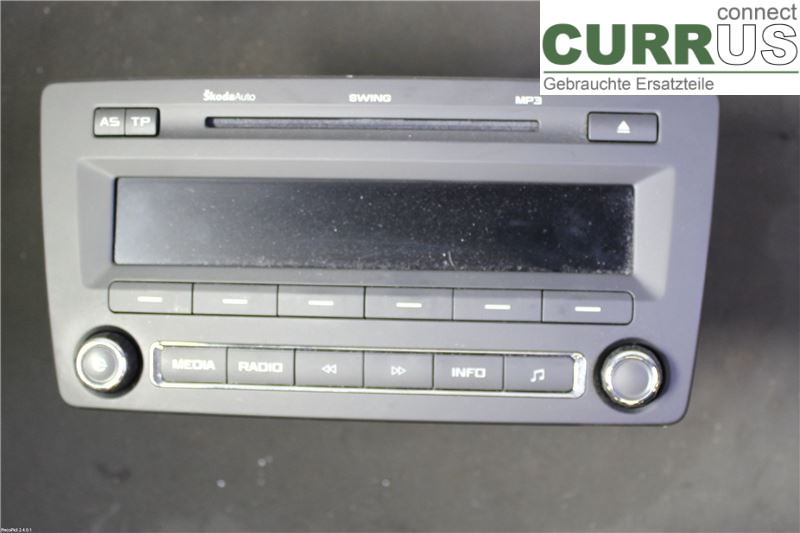 SKODA OCTAVIA    05-13 Radio-CD-/Multimedia-Panel 1Z0035161M CAYC