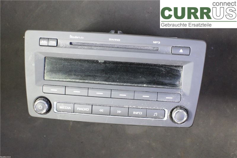 SKODA OCTAVIA    05-13 Radio-CD-/Multimedia-Panel 1Z0035161M CAYC